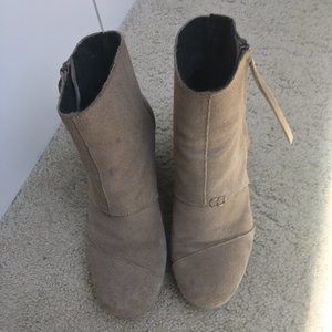 Toms wedge booties